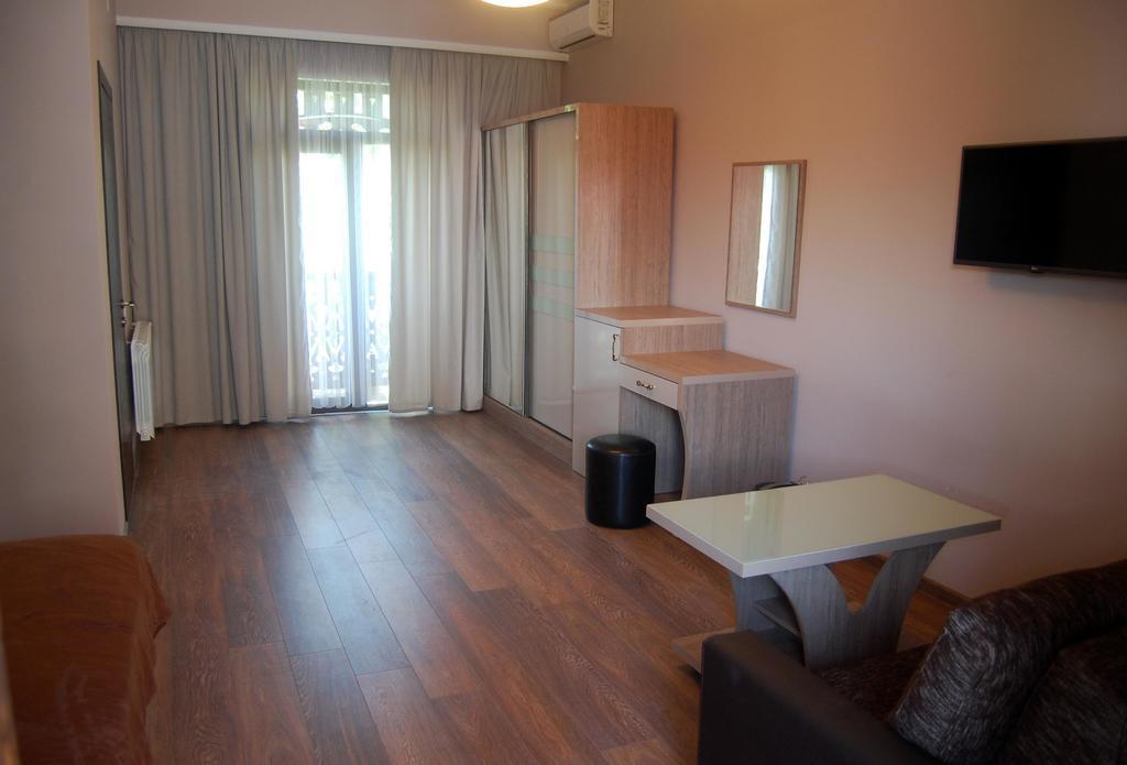 David'S Guest House Kobuleti Exterior photo